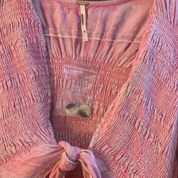 NEW FREE PEOPLE PINK STRING OF HEARTS SMOCKED V-NECK BUTTON DOWN MAXI DRESS - Picture 6 of 7